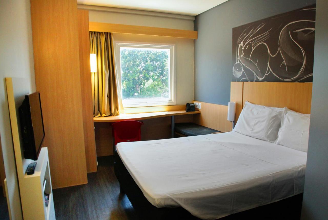 Ibis Hotel 3*
